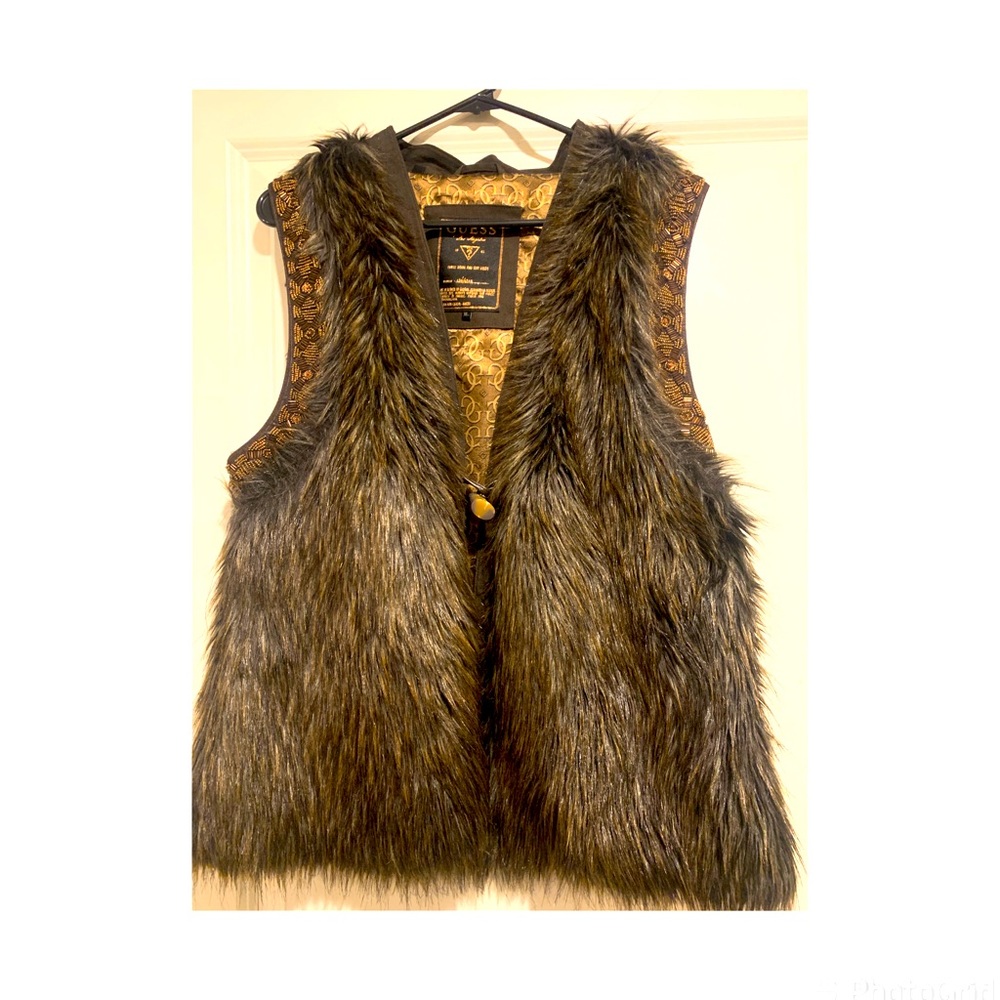 Guess Faux fur Vest!
